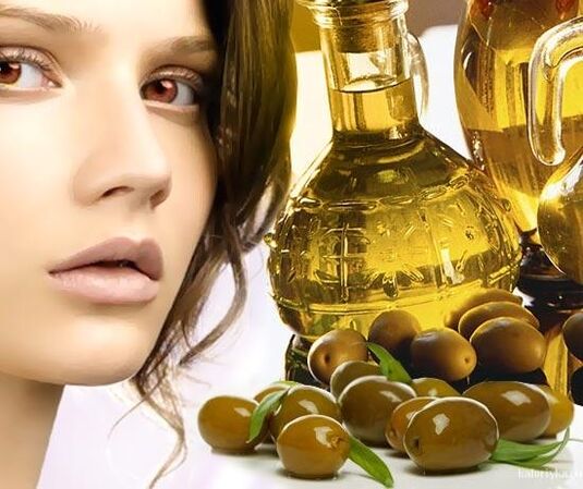 Olive Oil for Rejuvenating Facial Mask