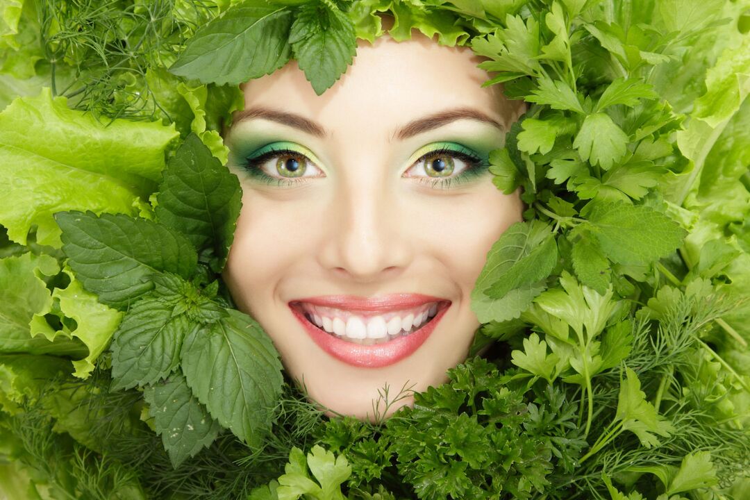 Young, healthy and beautiful skin of the face due to the use of beneficial herbs